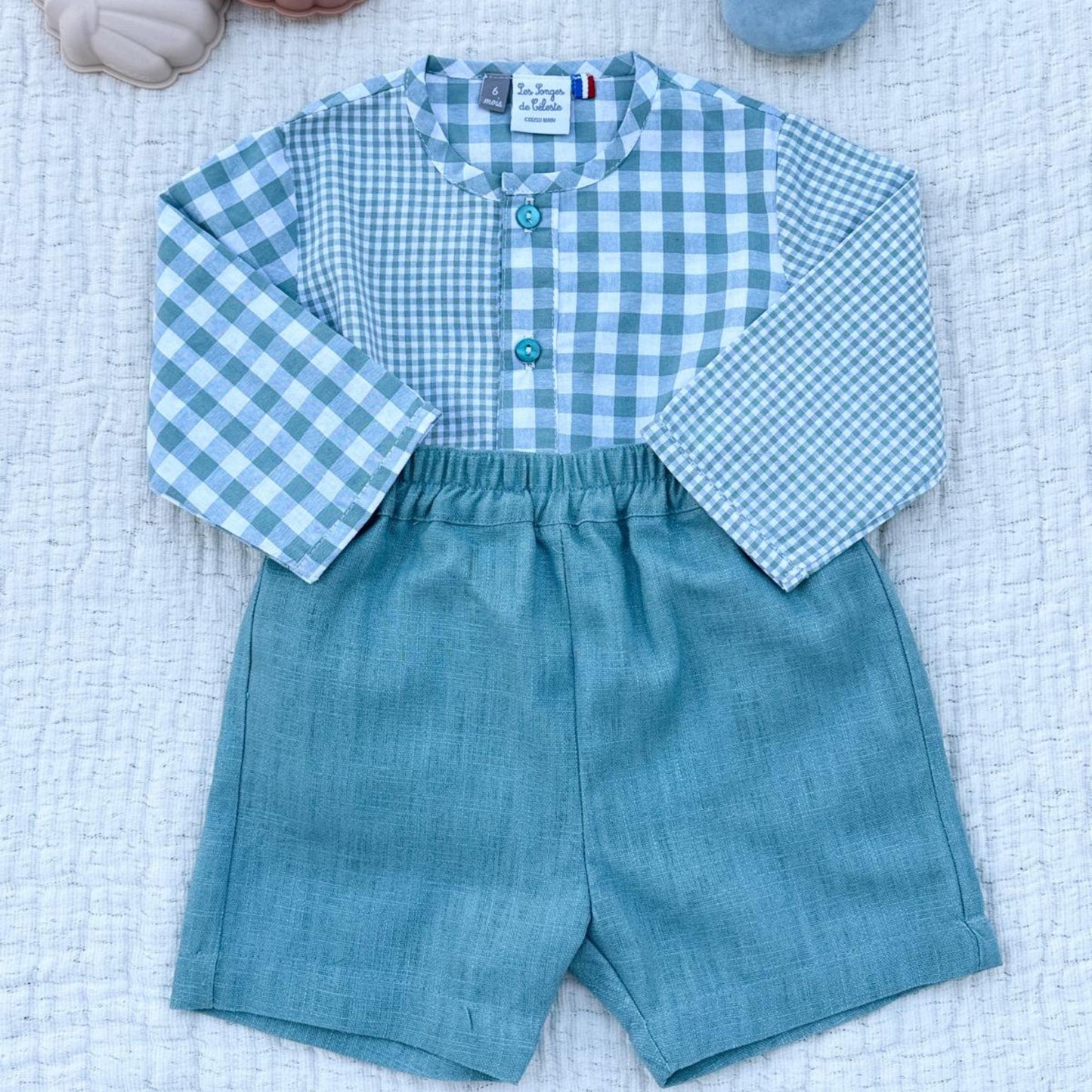 Short en lin - vert amande