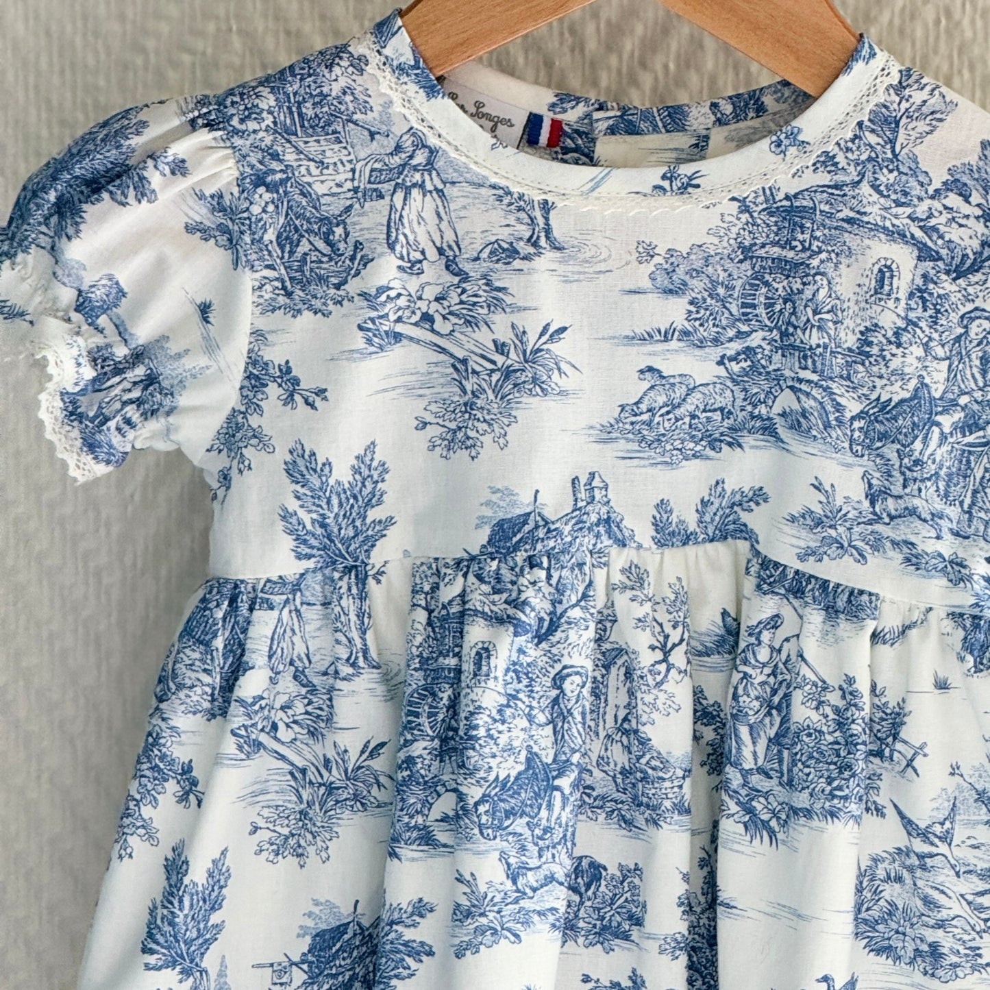 Robe Céleste bleue - manches courtes