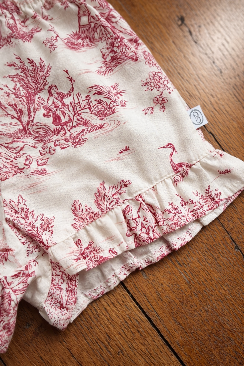 Short Léonie