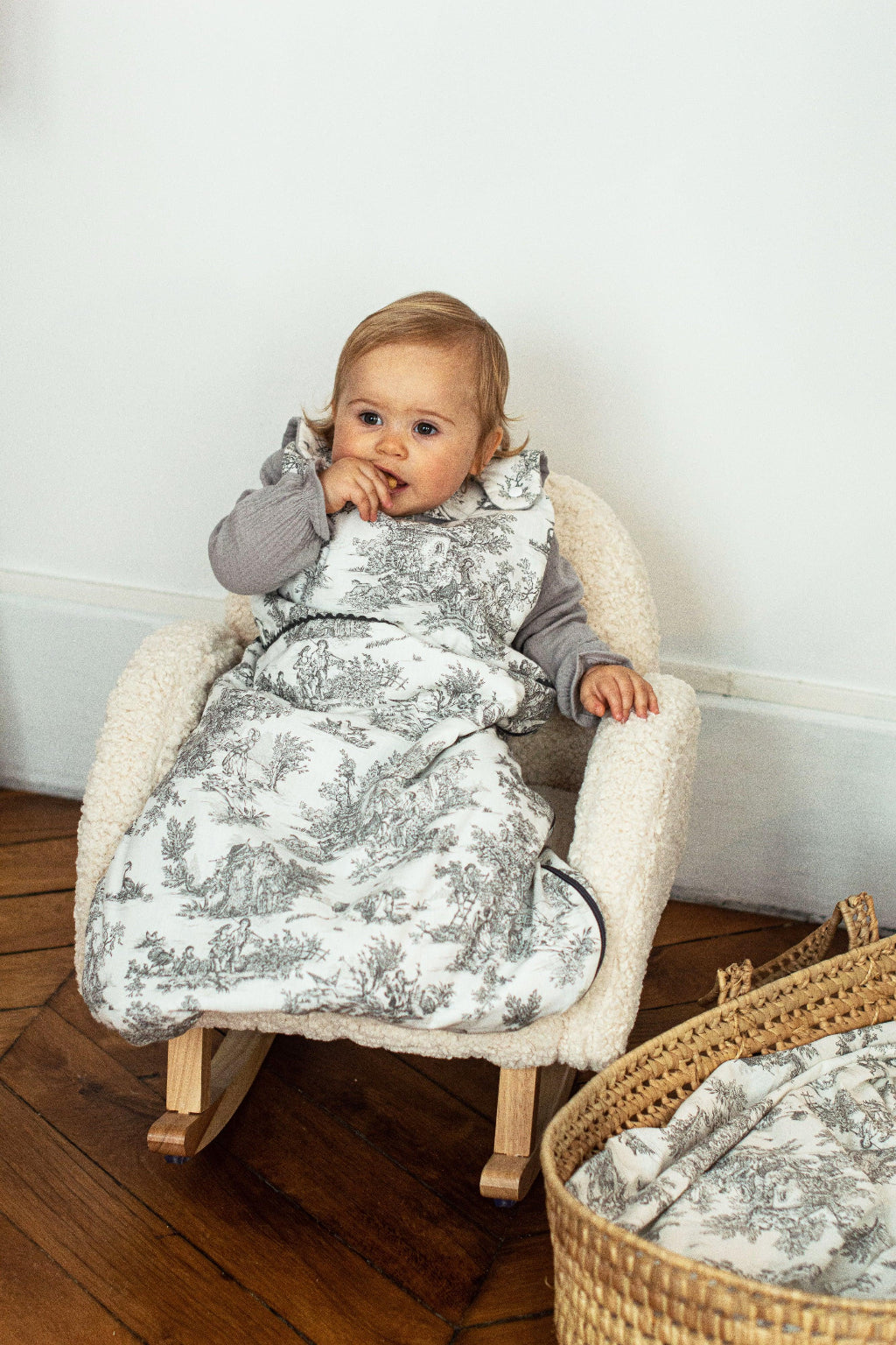 Gigoteuse grise Céleste